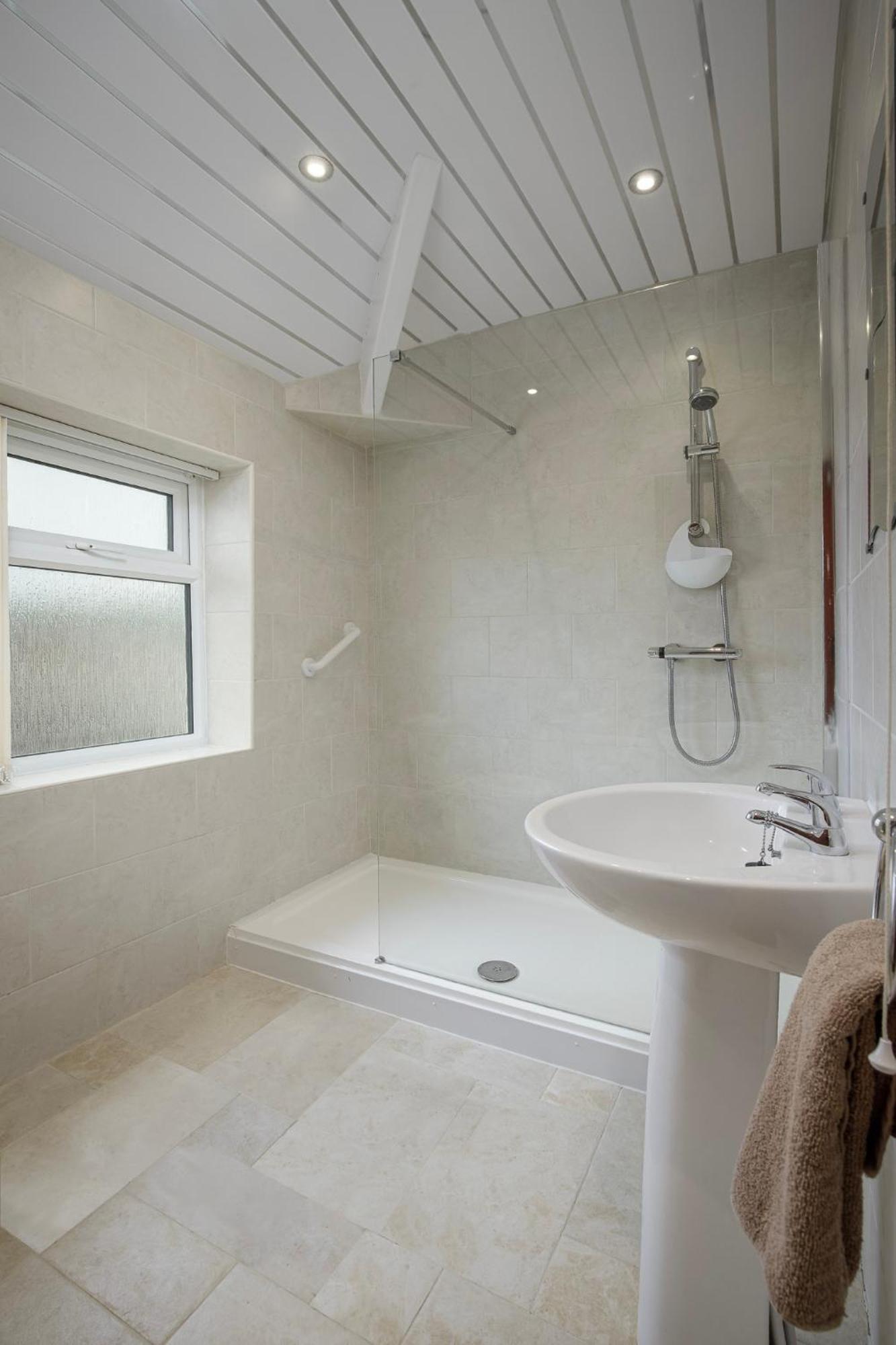 Arnside - Spacious 10-Bedroom Seaside Cottage بلاكبول المظهر الخارجي الصورة